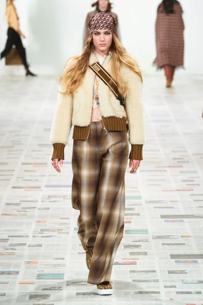Look 20